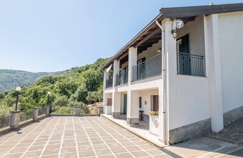 Librizzi Maison | Belle maison de 3 chambres à Librizzi