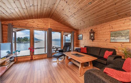 Frei Maison | 3 Bedroom Beautiful Home In Øydegard