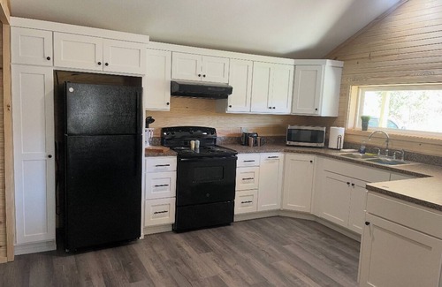 Combs Cabine | 3 bedroom cabin in Combs AR Mill Creek Rd Closest rental to the Trailhead.