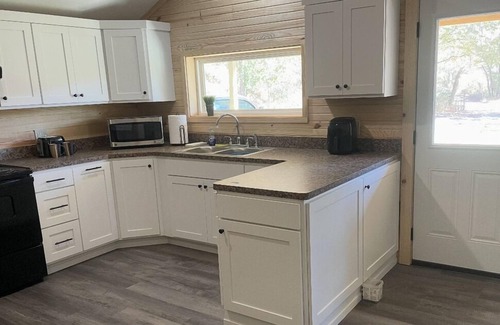 Combs Cabine | 3 bedroom cabin in Combs AR Mill Creek Rd Closest rental to the Trailhead.