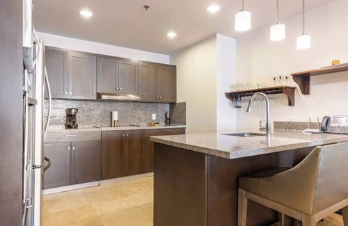 Barrio Los Faroles Appartement | 3 Bedroom Condo in Croc's Casino Resort