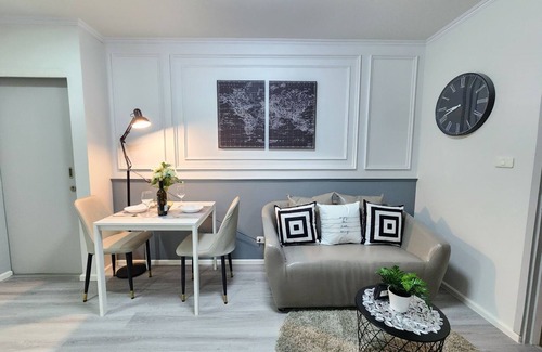 Bang Na Copropriété | 3-bedroom condo in fantastic location with AC, fitness room. Enjoy