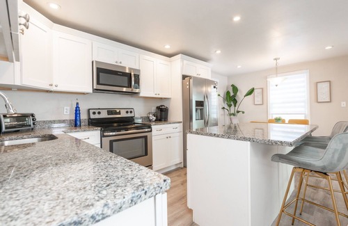 Swampscott Appartement | 3 bedroom condo nestled in Historic fishing village - dog friendly