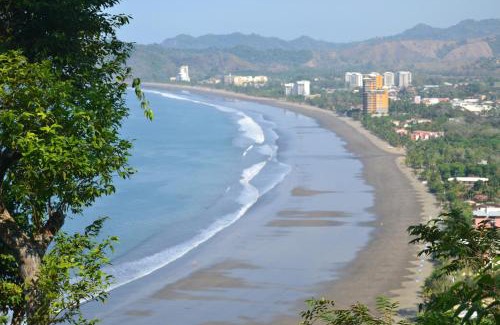 Barrio Los Faroles Appartement | 3 Bedroom Condo with Ocean View - Tres Regalos 201N