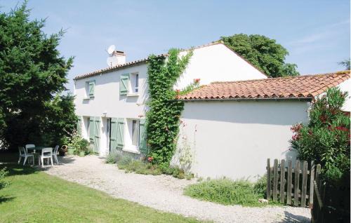 La Jonchere Maison | 3 Bedroom Cozy Home In La Jonchere