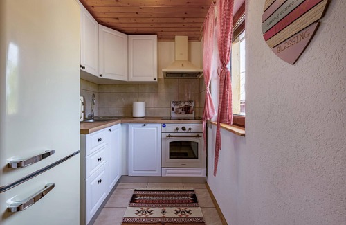 Gospic Maison | Maison confortable de 3 chambres à.