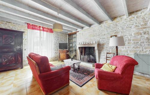 Ligne Maison | 3 Bedroom Cozy Home In Ligné