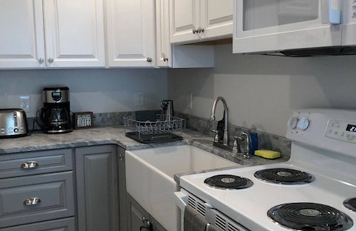 Raymond Maison | 3 Bedroom Cozy Vacation Home on Beautiful Panther Pond in Raymond, Maine