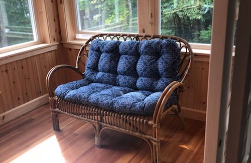 Raymond Maison | 3 Bedroom Cozy Vacation Home on Beautiful Panther Pond in Raymond, Maine
