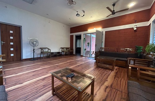 Mannarkkad Autre | 3-bedroom farmhouse in beautiful Attappadi