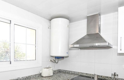 Sant Salvador Appartement | 3-bedroom flat on the beachfront, in Sant Salvador