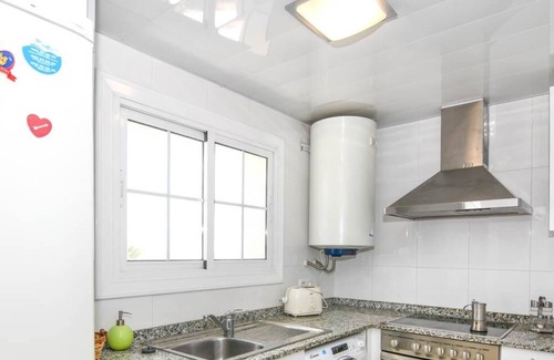 Sant Salvador Appartement | 3-bedroom flat on the beachfront, in Sant Salvador