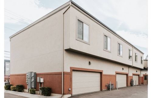 Central Business District Maison | 3 Bedroom Getaway in the Heart of Provo - Sleeps 7
