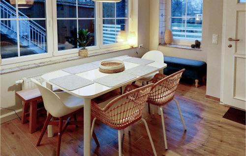 Neukloster Maison | 3 Bedroom Gorgeous Home In Neukloster