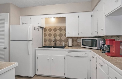 Kempwood Appartement | 3-Bedroom Home in Spring Branch area of Houston