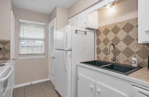 Kempwood Appartement | 3-Bedroom Home in Spring Branch area of Houston