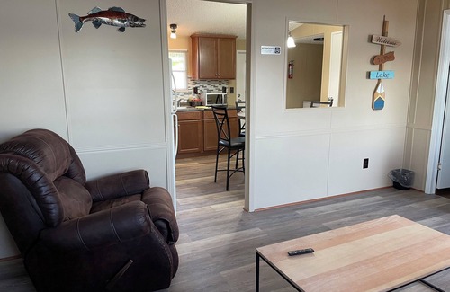 Waterloo Maison | 3-bedroom home on beautiful Lake Greenwood, close to Old Eight Golf Course.