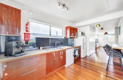 Archerfield Maison | 3 Bedroom Home with Park Views 15 Min to City