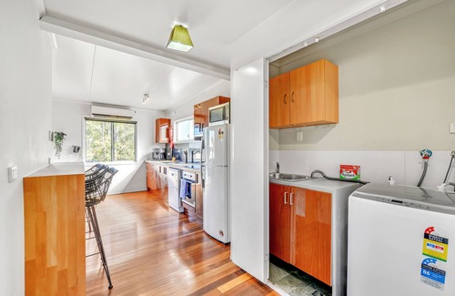 Archerfield Maison | 3 Bedroom Home with Park Views 15 Min to City