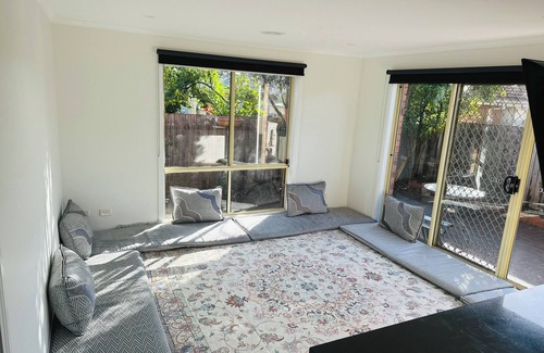 Hampton Park Maison | 3-bedroom house in Hampton Park
