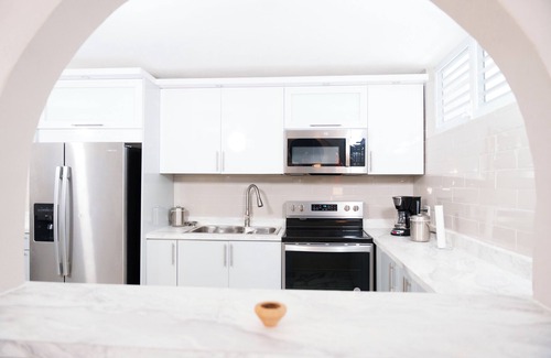Carolina Maison | 3-bedroom house in delightful Carolina with Wi-Fi, AC and a lovely pool.
