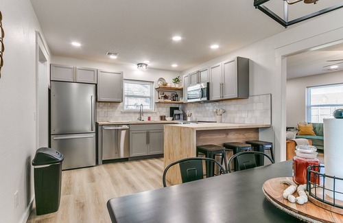 El Reno Maison | 3-bedroom house in El Reno near Lake and rt 66!