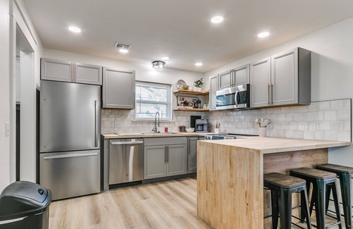 El Reno Maison | 3-bedroom house in El Reno near Lake and rt 66!