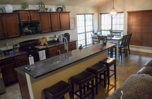 Midland Maison | 3-bedroom house in lovely Midland