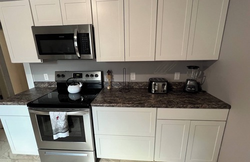 Montgomery Maison | 3-bedroom house in Montgomery near eats, university, trails, NRG.