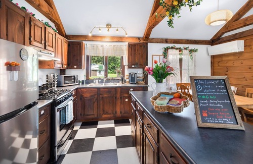 Byfield Maison | 3-bedroom house in marvelous Newbury with AC