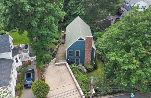 Marblehead Maison | 3 bedroom house near Salem, walk to beaches
