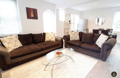 Garden Suburb Maison | 3 Bedroom house w/garden and free parking - Hampstead NW11
