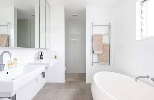 Rose Bay Maison | 3-bedroom house with pool in North Bondi