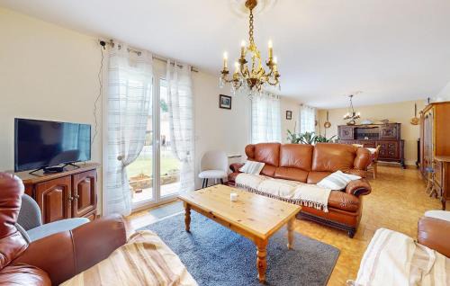 Fontenay Maison | 3 Bedroom Lovely Home In Fontenay