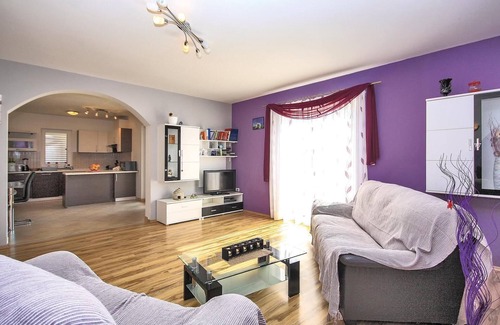 Bibici Maison | Maison de 3 chambres acceptant les.