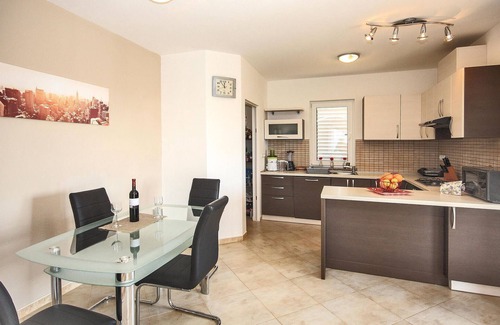 Bibici Maison | Maison de 3 chambres acceptant les.