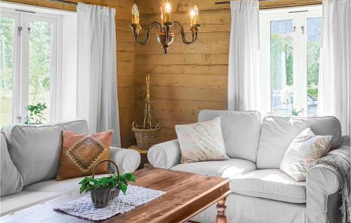 Lindas Maison | 3 Bedroom Lovely Home In Vikanes