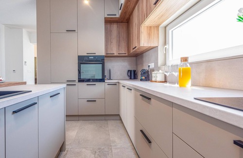 Sveti Filip i Jakov Maison | Belle maison de 3 chambres à Gornje.