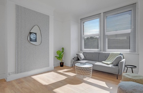 Northumberland Park Maison | 3 Bedroom Luxury House near Subway, Tottenham Stadium with Garden and Parking