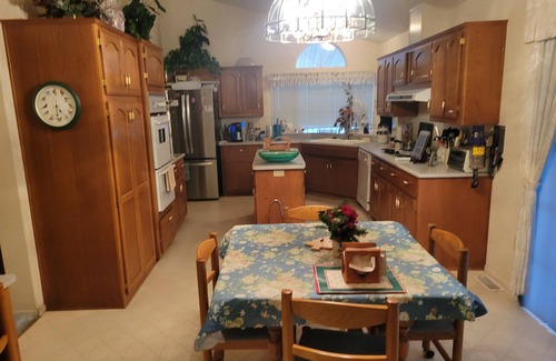 Porterville Maison | 3-bedroom mobile home in charming Porterville with WiFi, AC
