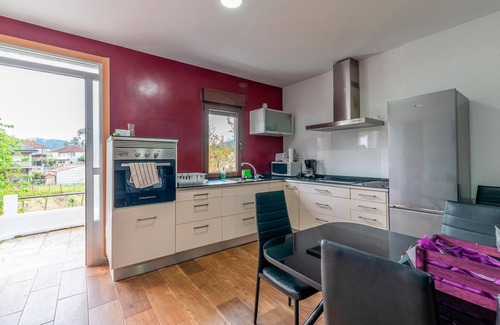 Arnoia Appartement | Bel appartement de 3 chambres à A.