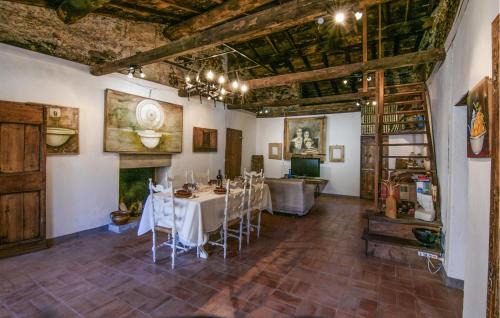 Stazzema Appartement | 3 Bedroom Nice Apartment In Stazzema