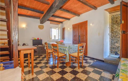 Pietra-di-Verde Maison | 3 Bedroom Nice Home In Pietra Di Verde