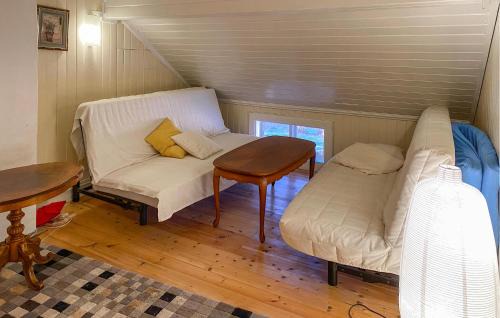 Odeshog Maison | 3 Bedroom Nice Home In Ödeshög