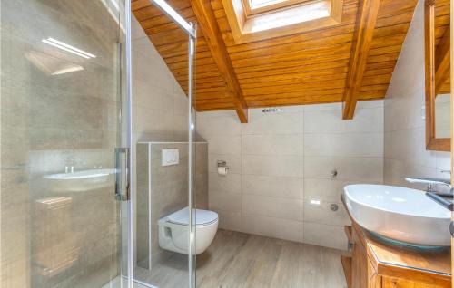 Brusane Maison | 3 Bedroom Nice Home In Brusane