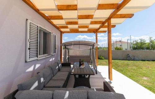 Poljica Maison | 3 Bedroom Nice Home In Nin