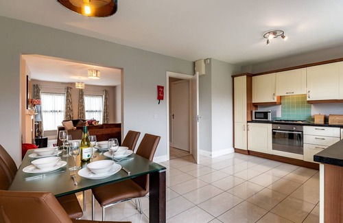 Kenmare Maison | 3 bedroom pet friendly home with access to pool