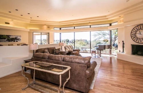 Desert Mountain Appartement | 3 Bedroom Single family 25041 by Houzlet
