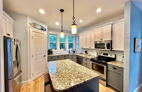 Swansea Point Maison | 3 chambres pour 8 personnes, bain à remous, maison Exec