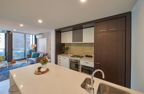 Southbank Appartement | 3-bedroom Southbank Apartment: Walk to Crown Casino, Eureka Tower, & QV Garden